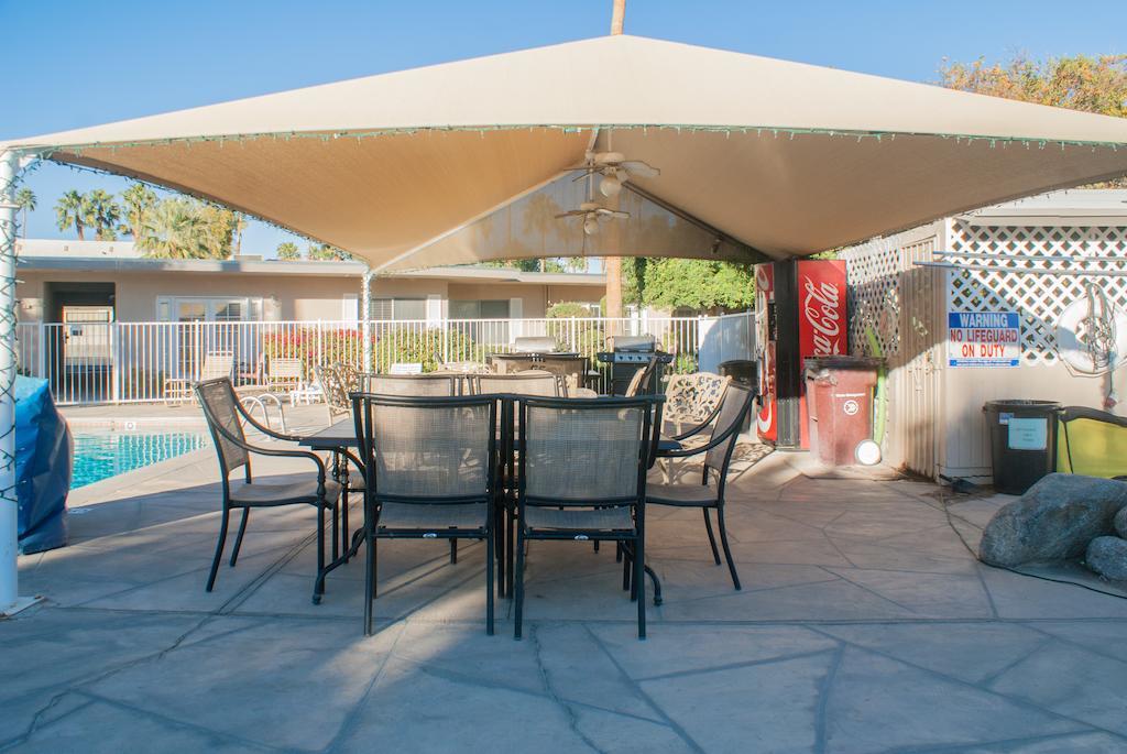 Tuscany Manor Palm Springs Eksteriør billede