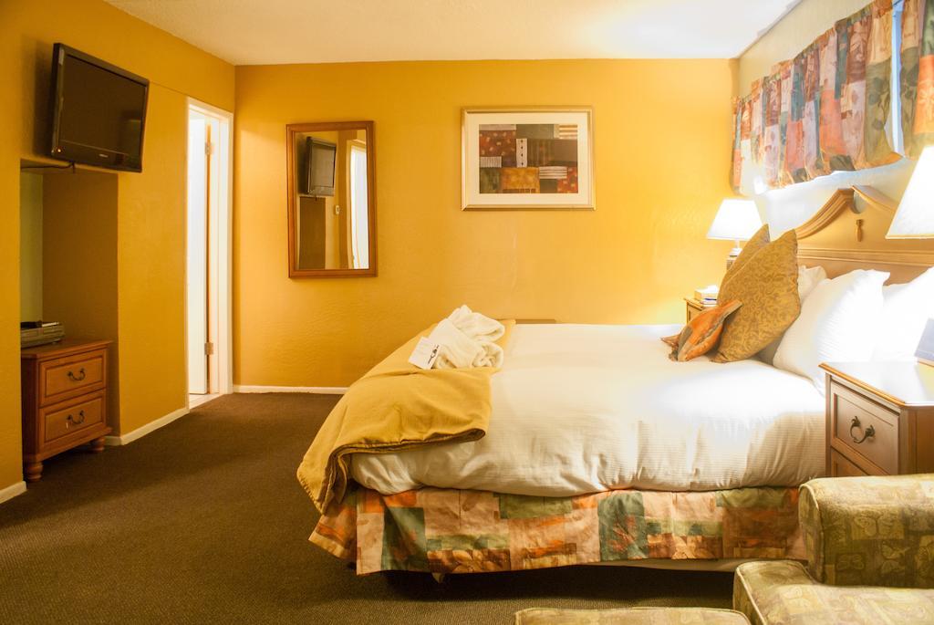 Tuscany Manor Palm Springs Eksteriør billede