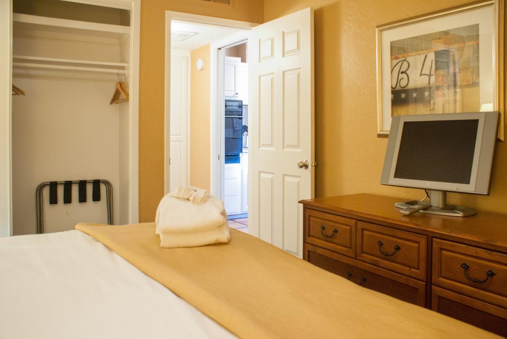 Tuscany Manor Palm Springs Eksteriør billede