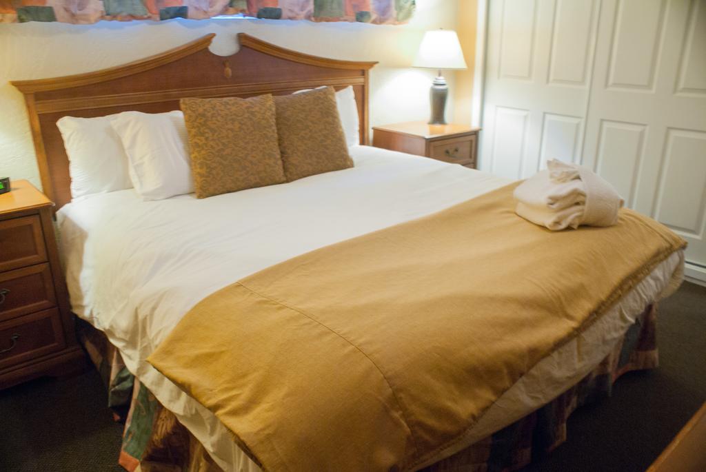 Tuscany Manor Palm Springs Eksteriør billede